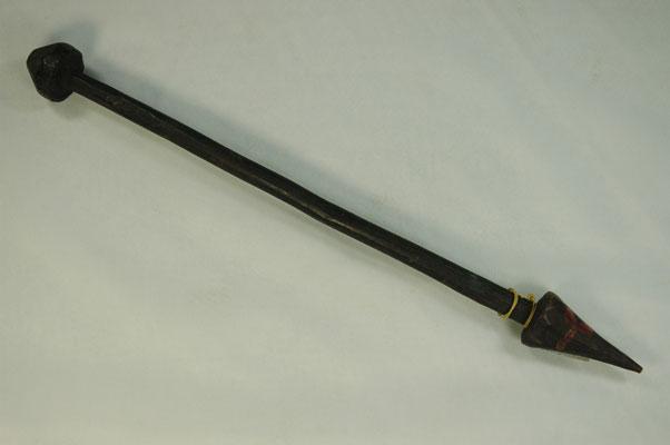 以往名稱：編織網袋鈎針文物名稱：編織網袋鈎針英文名稱：hook needle for net族語名稱：sasod do karay
