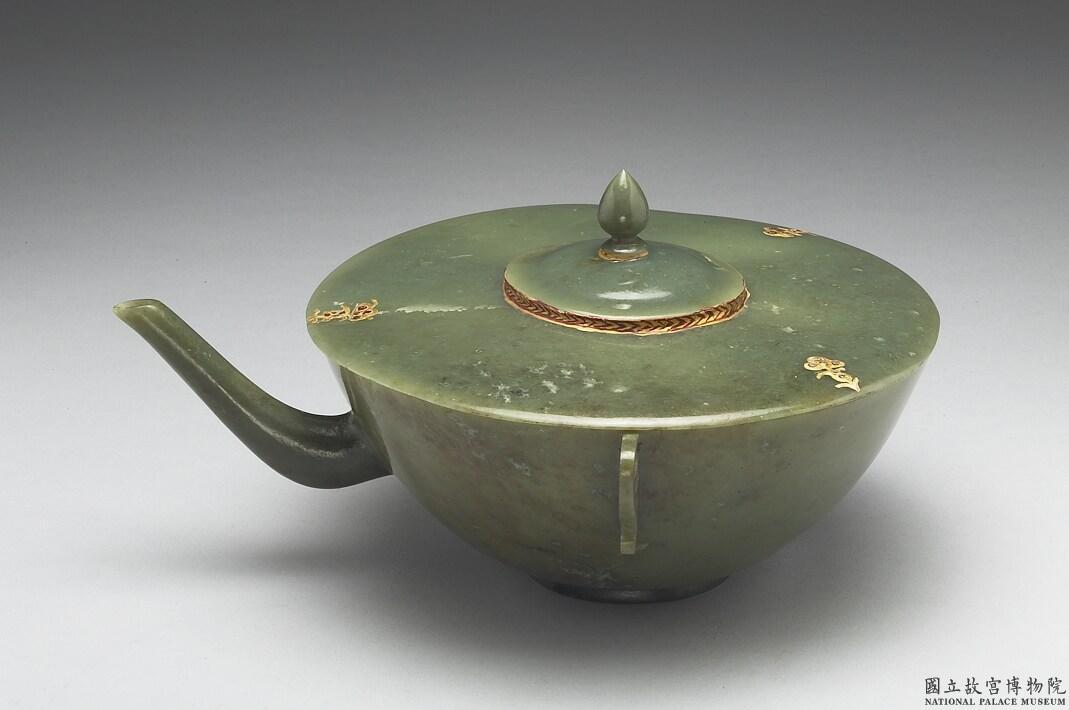 清 碧玉壼中亞至東歐 雙柄蓋碗壺