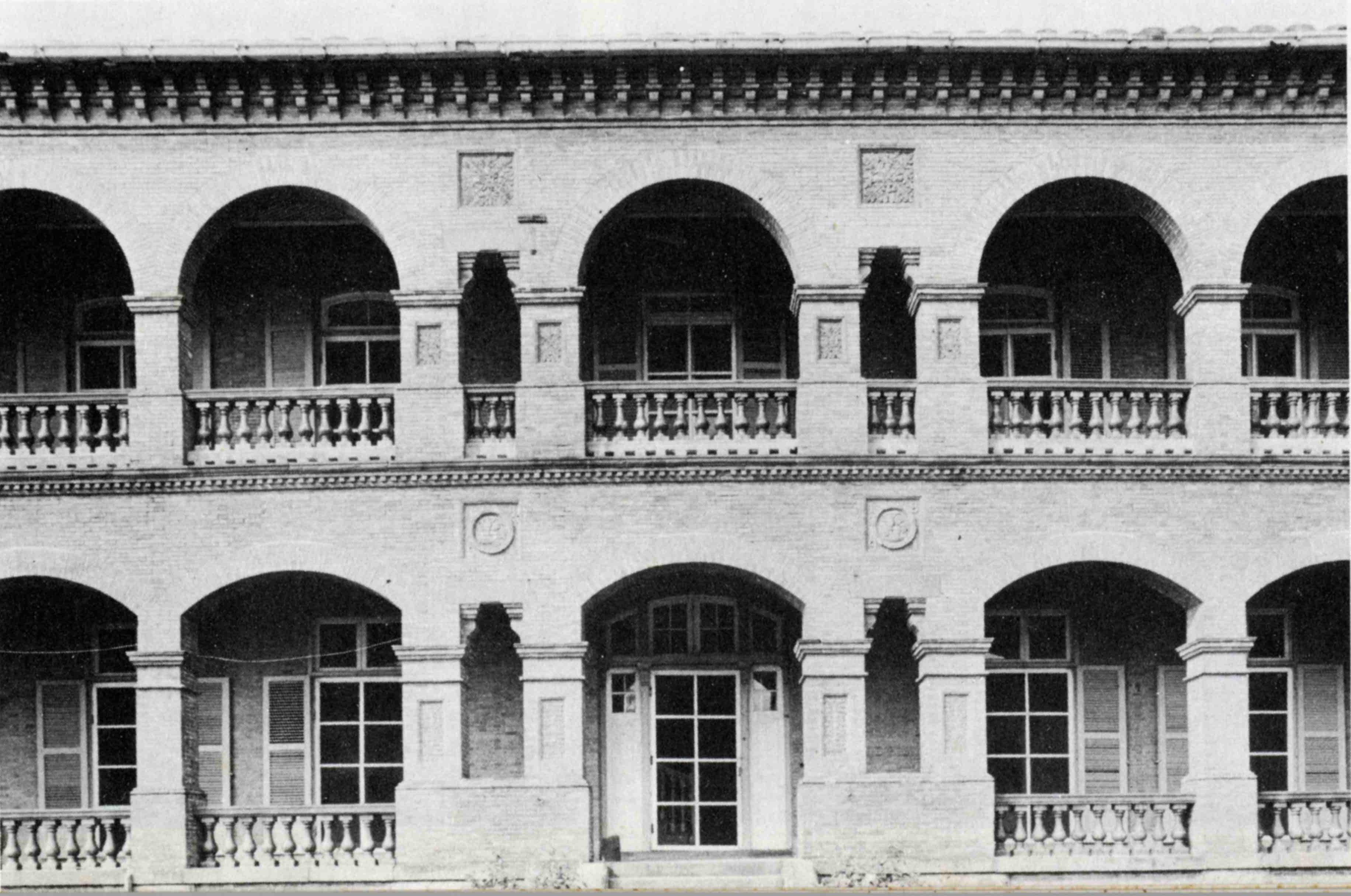 紅毛城圖片檔:英領事住宅1891年舊照片