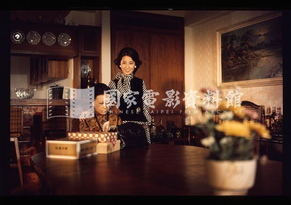 電影名稱:碧雲天翻譯名稱:Posterith And Perplexity原件題名:碧雲天（正片）