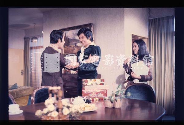 電影名稱:碧雲天翻譯名稱:Posterith And Perplexity原件題名:碧雲天（正片）