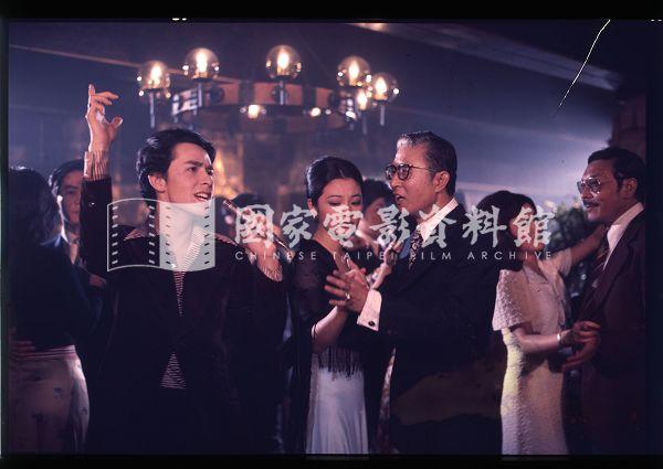 電影名稱:碧雲天翻譯名稱:Posterith And Perplexity原件題名:碧雲天（正片）