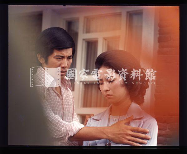 電影名稱:碧雲天翻譯名稱:Posterith And Perplexity原件題名:碧雲天（正片）