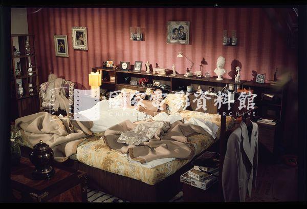 電影名稱:碧雲天翻譯名稱:Posterith And Perplexity原件題名:碧雲天（正片）