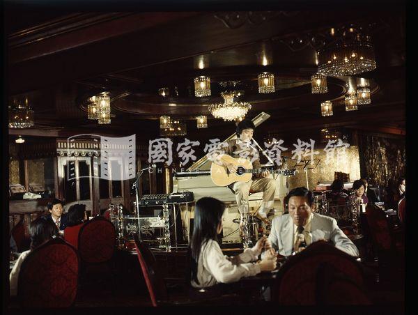 電影名稱:又見春天翻譯名稱:Once Again with Love原件題名:又見春天（正片）