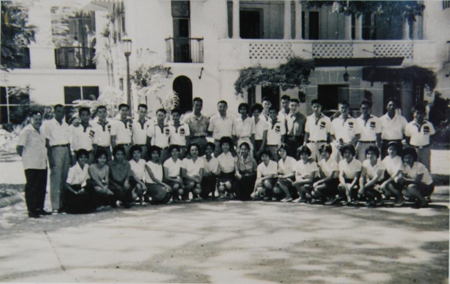 虎風排球隊與群英女子排球隊於1963年訪問菲律賓