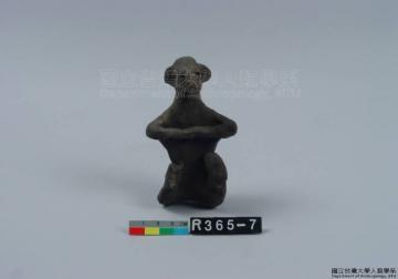 標本名稱:土偶-人