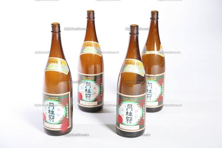 酒瓶（ac_sp_A-14-07_8938）