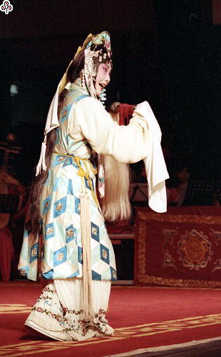 事件標題:上海崑劇團一級演員、旦角梁谷音在內湖復興劇校示範（B-015-4233）
