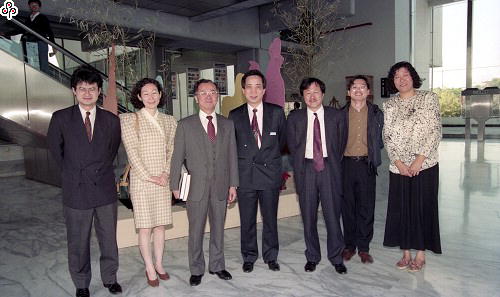 事件標題:中國時報與台北市立美術館舉辦「羅丹雕塑展」、「莫內在故宮」簽約（B-015-6401）