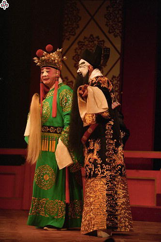 事件標題:上海崑劇團在上海瑞金劇場演出「長生殿」，蔡正仁飾唐明皇、張靜嫻飾楊貴妃（B-016-1611）
