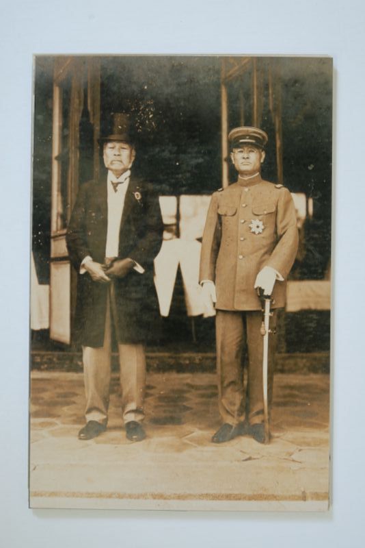 日人合照(B4_PH075_008)
