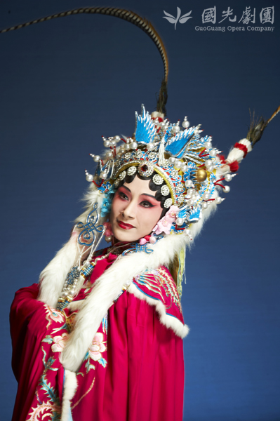《青塚前對話》劇照007