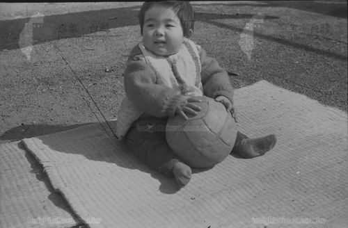 張美美玩球之一