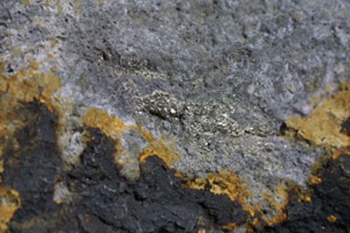 文件名稱:gm0s0000101860000pp01標題:台北金瓜石露天礦場黃鐵礦之野外產狀