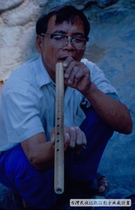 1997年排灣族李正製作單管口笛 18