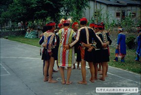 1988年霧鹿布農打耳祭（malatagia） 095