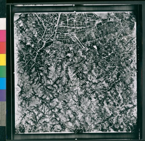 任務編號:06-AFR-238-VT航照名稱:06-AFR-238-VT-0020航照編號:06-AFR-238-VT-0020