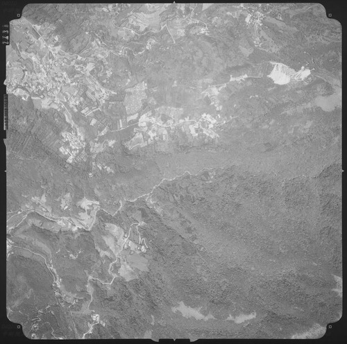 任務編號:79P54航照名稱:79p054_7438航照編號:79p054_7438