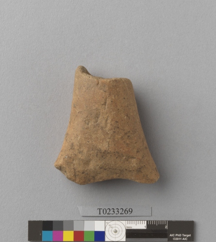 遺物：夾砂陶把