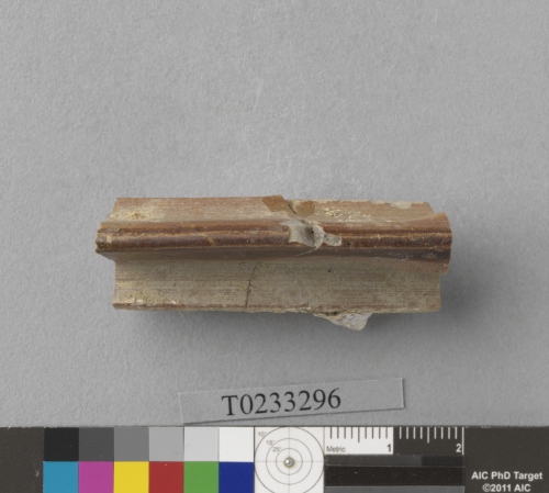 遺物：褐釉硬陶母子口口緣