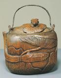 中文品名：竹雕茶壺