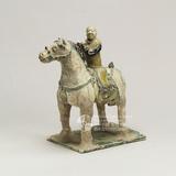 中文品名：三彩騎馬人物俑（77-00638）
