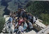 1995女聲合唱團於美國大峽谷合照