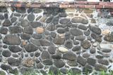 鵝卵石、三合土 （外牆 ）