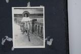 竹苗望族老相簿之生活照--橋上牽著腳踏車的女子（B1_PH001_029）
