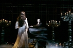 中文節目名稱:歌劇魅影外文節目名稱:The Phantom of the Opera