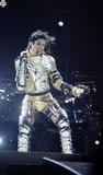 ƥD:iǧJ(Michael Jackson)ӥxuvȡvt۷|]B-013-6227^