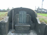 Tombstone of L (LIN2) family at Taiwan, Gaoxiongxian, Yonganxiang, east of Coastal Highway 17, very south of Xiang. The tombstone-ID is 13474; xWAAæwmAx17FAmnݡALmӸOC