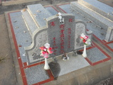 Tombstone of J (HU2) family at Taiwan, Jinmenxian, Jinhuzhen, Jinhu Public Cemetery. The tombstone-ID is 24826; xWAAA򤽹ӡAJmӸOC