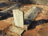Tombstone of  (HUANG2) family at Taiwan, Jinmenxian, Jinshazhen, Jinsha Public Cemetery. The tombstone-ID is 24748; xWAAFAFӡAmӸOC