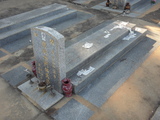 Tombstone of L (LIN2) family at Taiwan, Jinmenxian, Lieyuxiang, Lieyu Public Graveyard. The tombstone-ID is 24911; xWAAPmAPӡALmӸOC