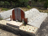 Tombstone of  (WANG2) family at Taiwan, Jinmenxian, Jinningxiang, Jinshan Gongmu. The tombstone-ID is 24577; xWAAmAsӡAmӸOC