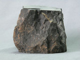中文名:鹼性玄武岩(NMNS002892-P004966)英文名:Alkali basalt(NMNS002892-P004966)
