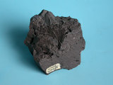 中文名:矽質玄武岩(NMNS000004-P000039)英文名:Tholeiite(NMNS000004-P000039)