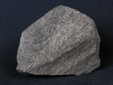 中文名:角閃石片麻岩(NMNS000575-P002696)英文名:Amphibole gneiss(NMNS000575-P002696)
